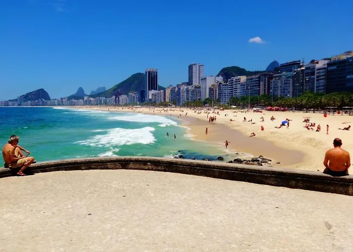 Studio Completo Na Praia De Copacabana Com Ar, Wifi, Netflix, Ate 4 Pessoas, Fundos Claro E Silencioso, Pauloangerami Pj135 Rio de Janeiro